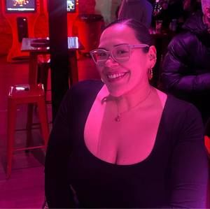 Meet your Posher, Monica